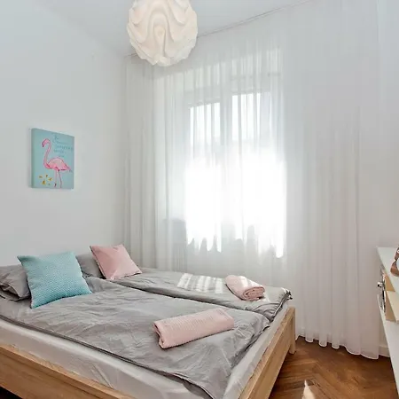 Apartment Luxury And Comfortable- Golden Apartments- Royal Street Warsaw
