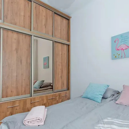 Luxury And Comfortable- Golden Apartments- Royal Street Warsaw